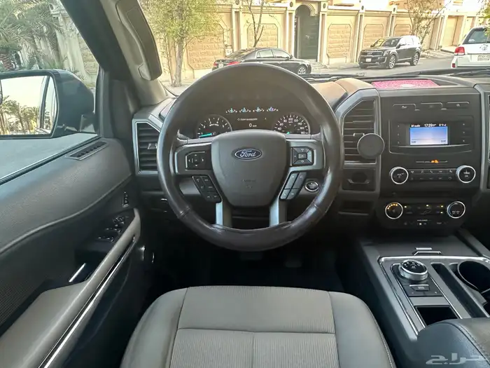 إكسبديشن 2018 XLT سعودي 8