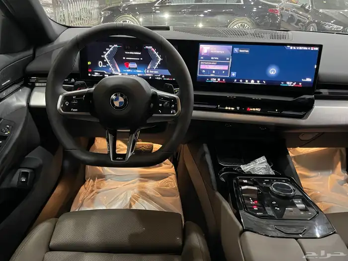 بي ام دبليو 520 موديل 2024 فل كامل kit m 21