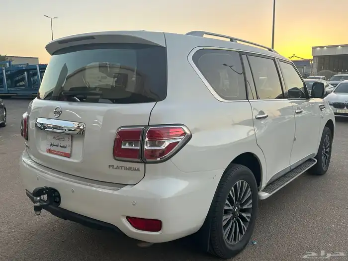 نيسان باترول 2014 SE2 11