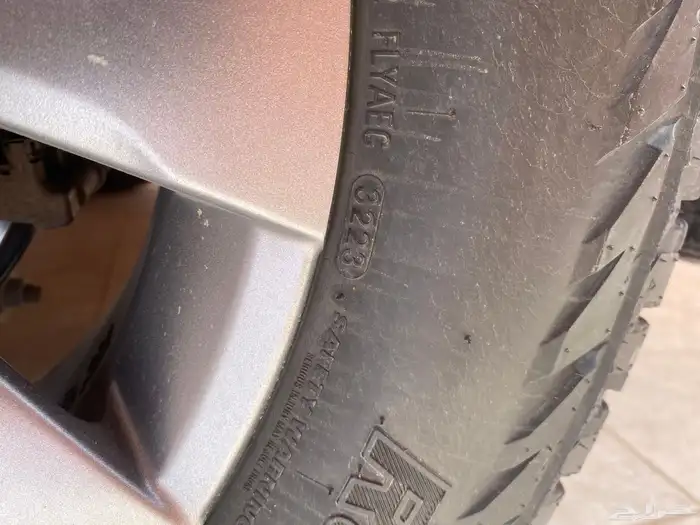 كفرات KUMHO ربع حجري 4