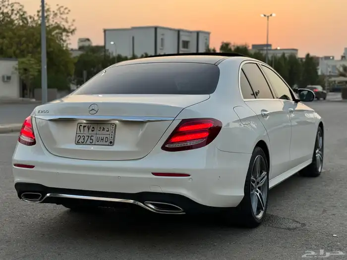 مرسيدسE class عداد ديجيتال بدي محركات وكالة 8