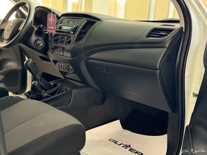 ميتسوبيشي L200 موديل 2020 نظيف جدا 18