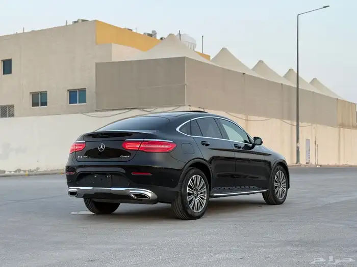 للبيع مرسيدس GLC300 كوبية 4