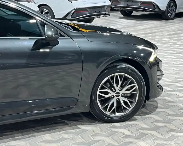 كيا 2022 K5( قمه بالنظافه ) 4