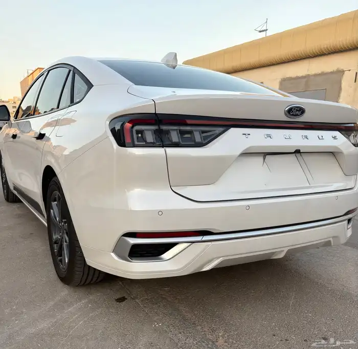 فورد تورس 2025 فئة ترند 1
