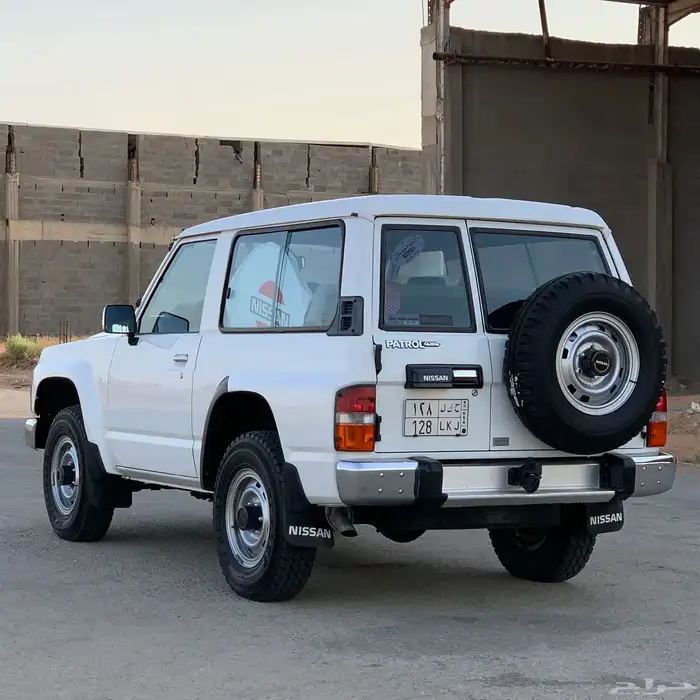 للبيع نيسان باترول ربع 1997 5