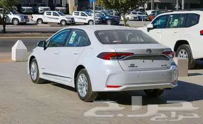 تويوتا كورولا اكس ال آي مطور 2025 ابيض كاش - اقساط 6
