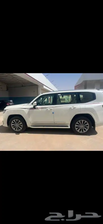 لاندكروزر 2025 ماشي 58 000 راقم 3 0