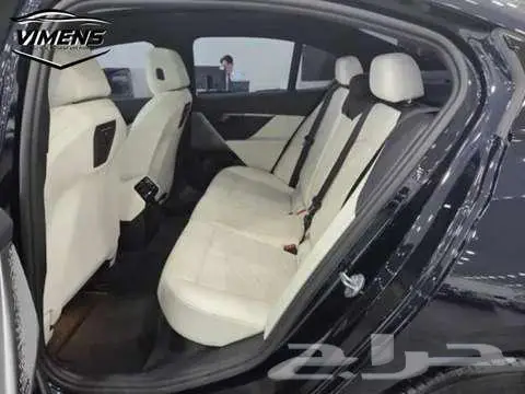 اقل سعر BMW 520i M 2024 4