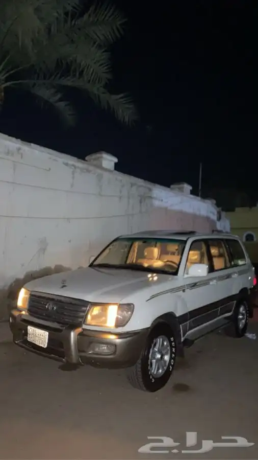 جيب لاندكروزر2004 1