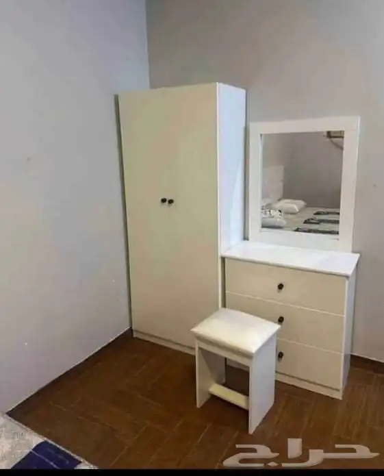 غرفة نوم كاملة  أثاث منزلي  سرير ودولاب وبطانيات 13