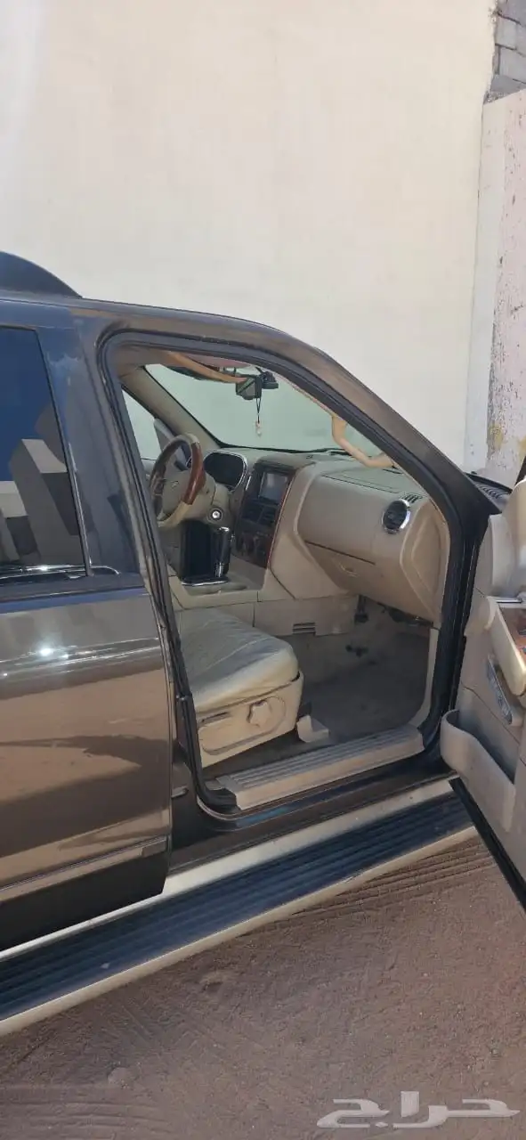 اكسبلورر 2006 للبيع 10