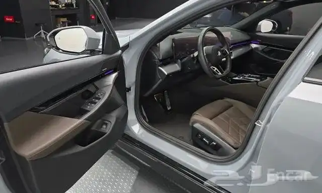 BMW 520 M sport فل كامل وارد كوريا 2024 10
