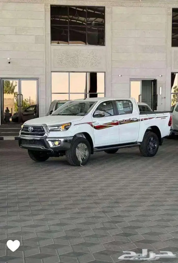 تويوتا هايلكس غمارتين GLX - S تماتيك بريمي 2025 - 132000 0