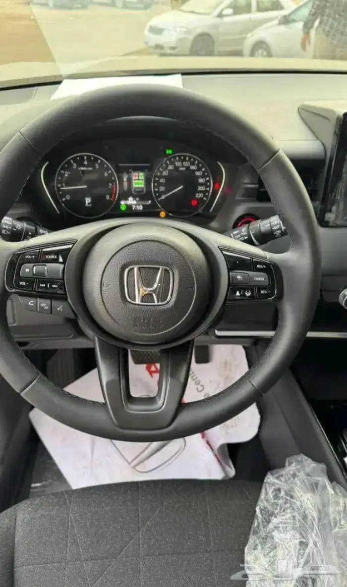هوندا HRV نص فل 2025 2
