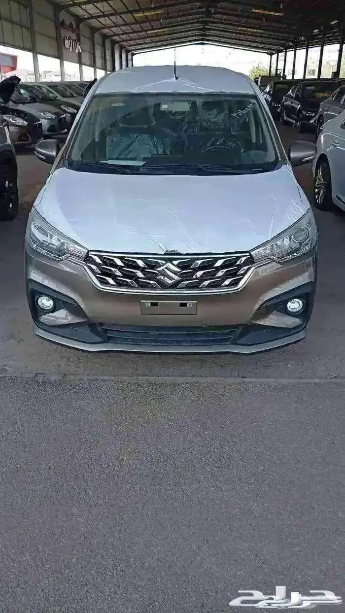 سوزوكي ارتيجا 1