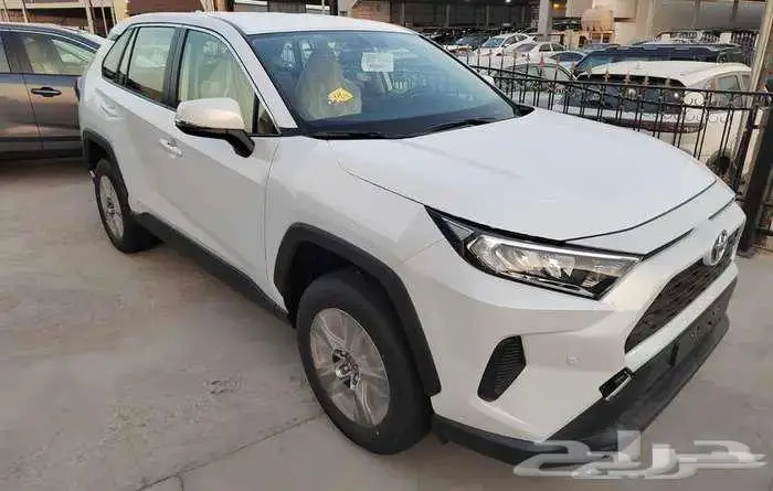 تويوتا راف فور2025 4