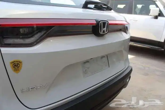هوندا HRV- LX نص فل 2025 6