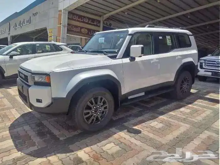 تويوتا برادو 2025 بنزين TXL-2 عبداللطيف جميل 3