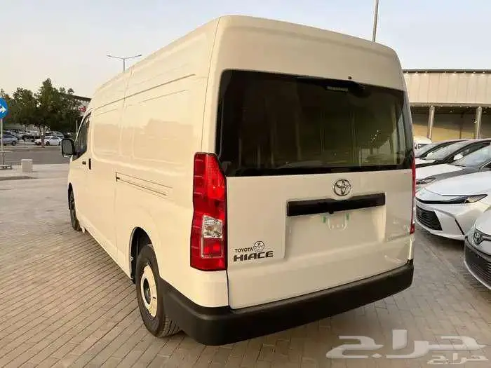 تويوتا هايس بضاعه ديزل توماتيك خليجي 2025 7