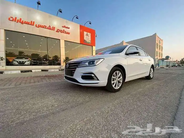 ام جي 5 ستاندر موديل 2025 م 0
