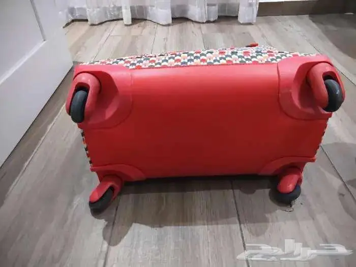 شنطه كيبلينج Kipling bag و شنط وكتب للزينه 1