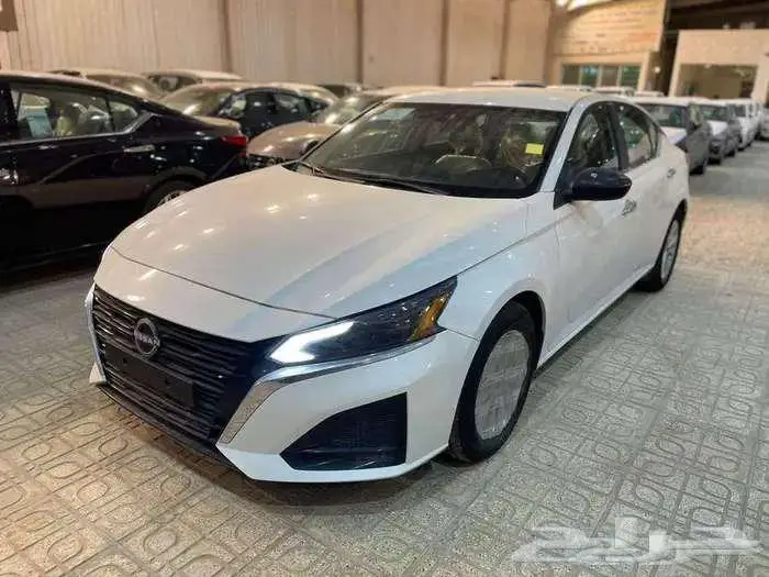 نيسان التيما استندر 2024 بنزين كاش وتقسيط 0
