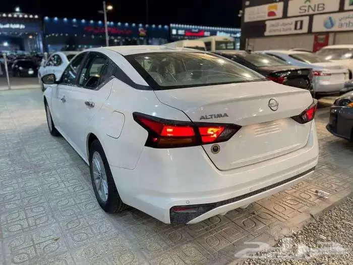 نيسان التيما استندر 2024 بنزين كاش وتقسيط 7