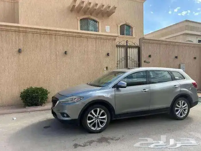 للبيع مازدا 2013 CX9 فل كامل ثلاث مراتب مكيف خلفي 4