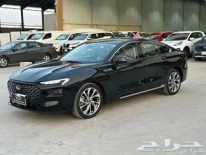 فورد تورس تيتانيوم 2023 3