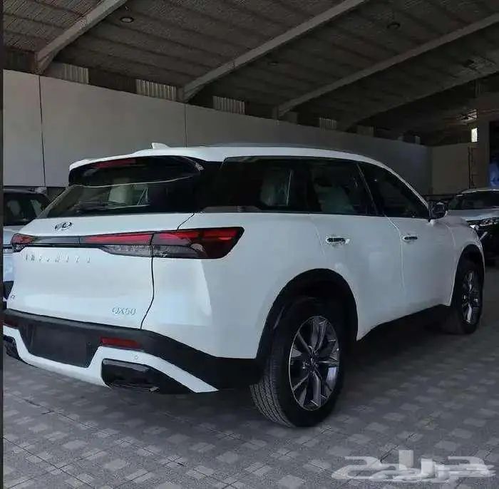 انفينتي QX60 5