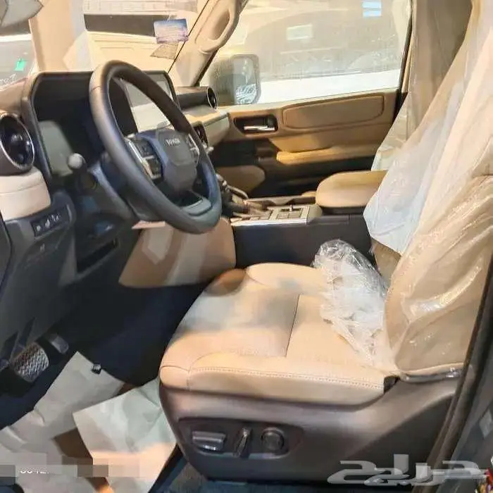 برادو TXL3 رمادي 2025 10