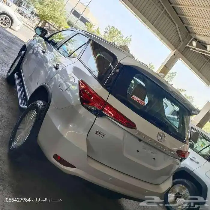 تويوتا فورشنر 2.4 ديزل دبل 2025 13