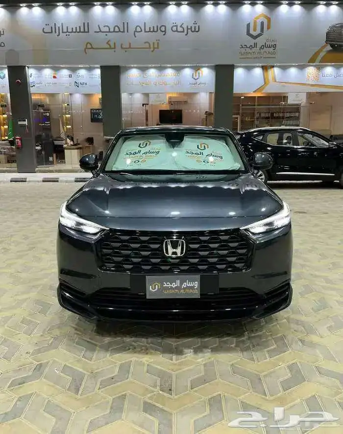 عروض هوندا HRV - LX نص فل 2025 بسعر 83.600 شامل بدون التامين 0