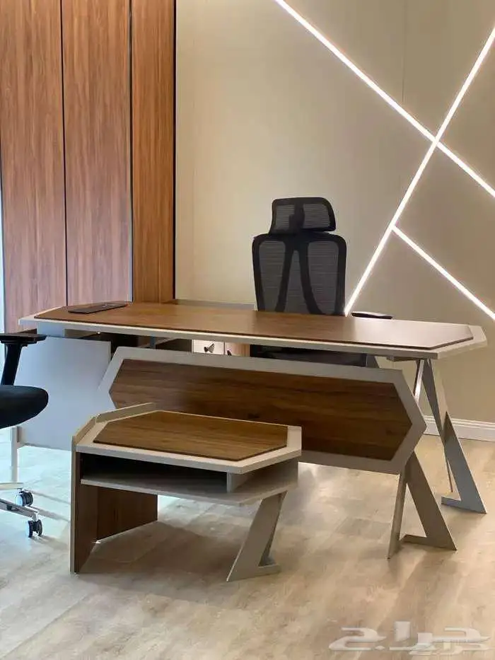 مكتب مدير فاخر 1