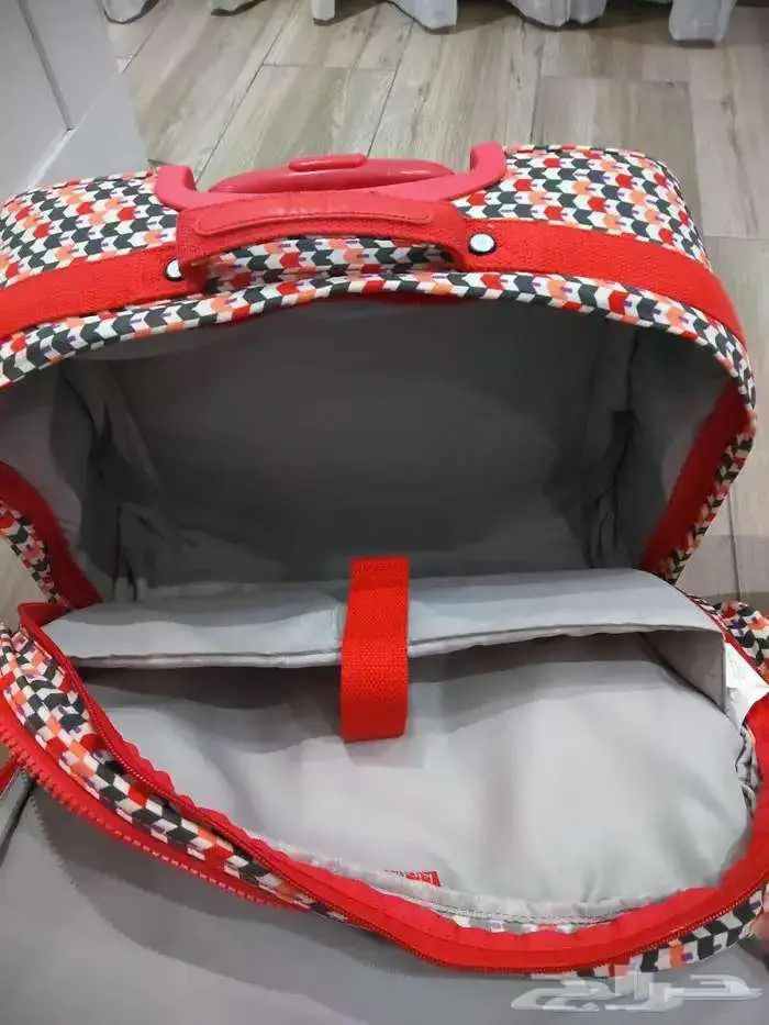 شنطه كيبلينج Kipling bag و شنط وكتب للزينه 4
