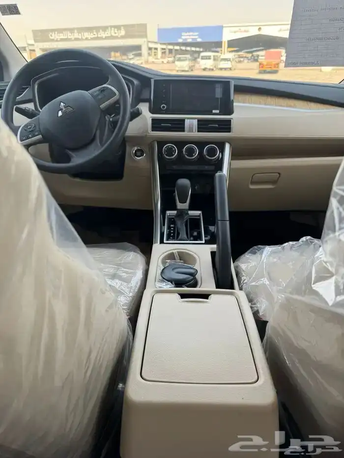 متسوبيشي اكسبندر 2025 9