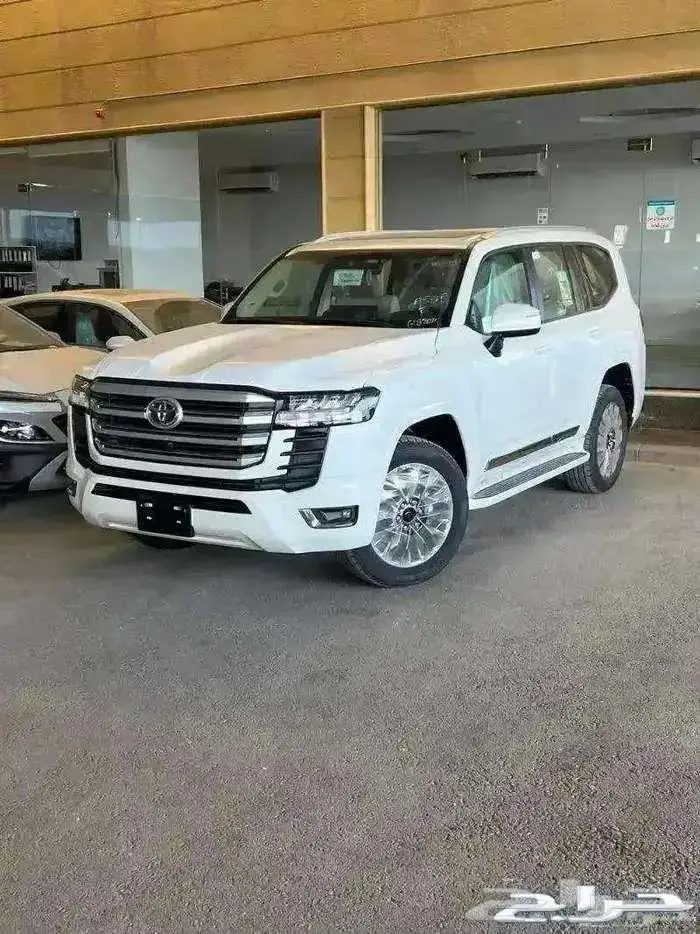 لاندكروزر جي اكس ار GXR L3 بنزين سعودي 2025 لدى الحسن 0
