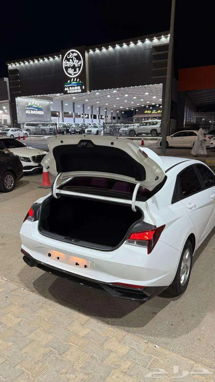 النترا 2021 عداد 139000 مراتب بيج 7
