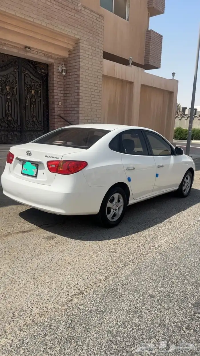 النترا 2011 نظيفه للبيع ممشى 133 0