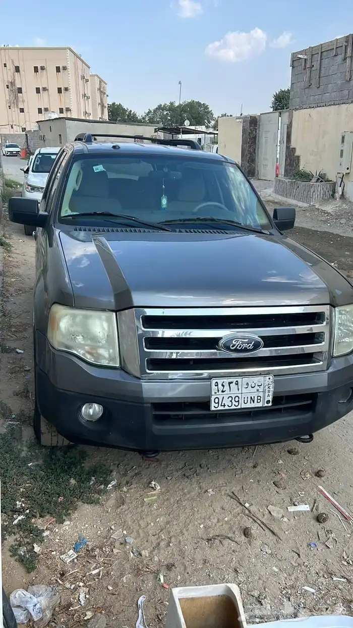 فورد اكسبيدشن 8