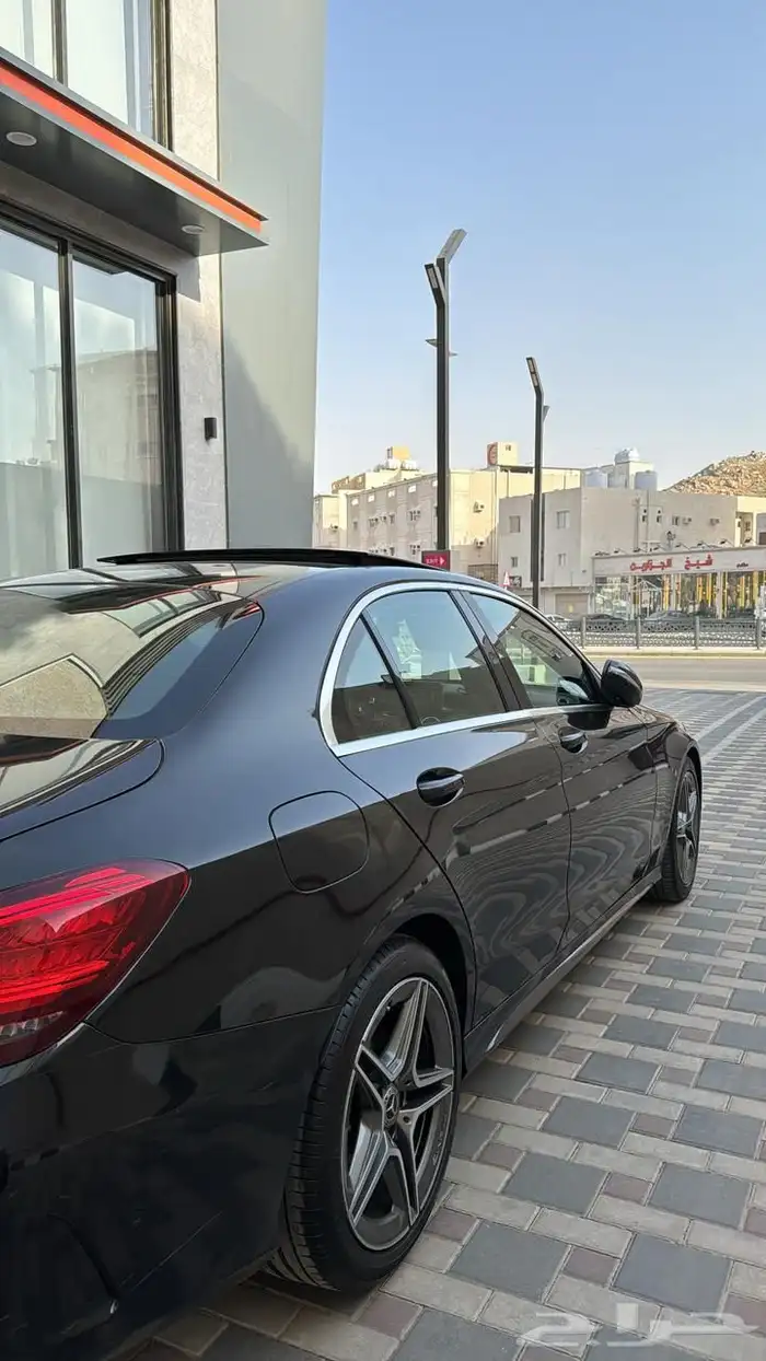مرسيدس C200 فئة 2021 للبيع 9