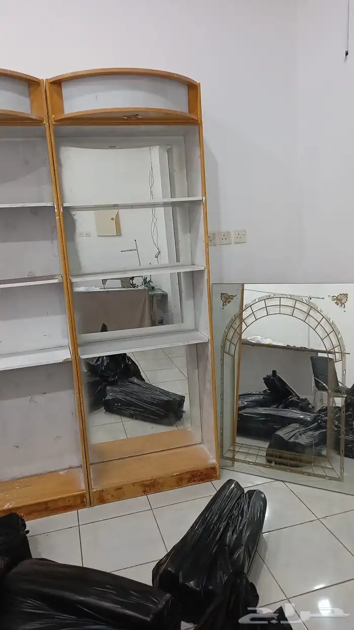اغرض محل خياطة 0