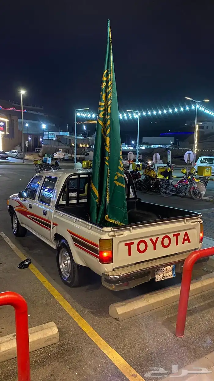 TOYOTA HILUX 1992 8