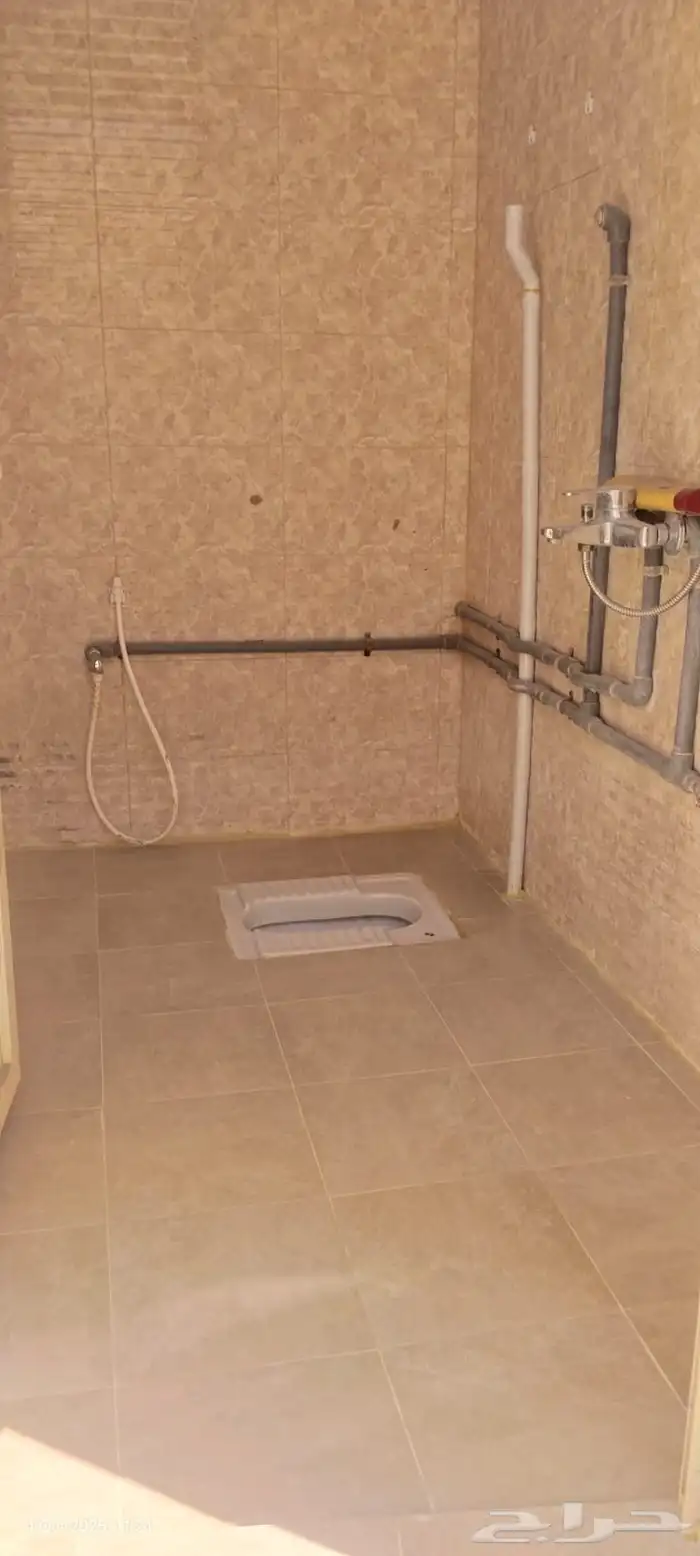 سكن عمال جماعي للايجار عماره شدقم عين دار الجديده قريب بقيق 11