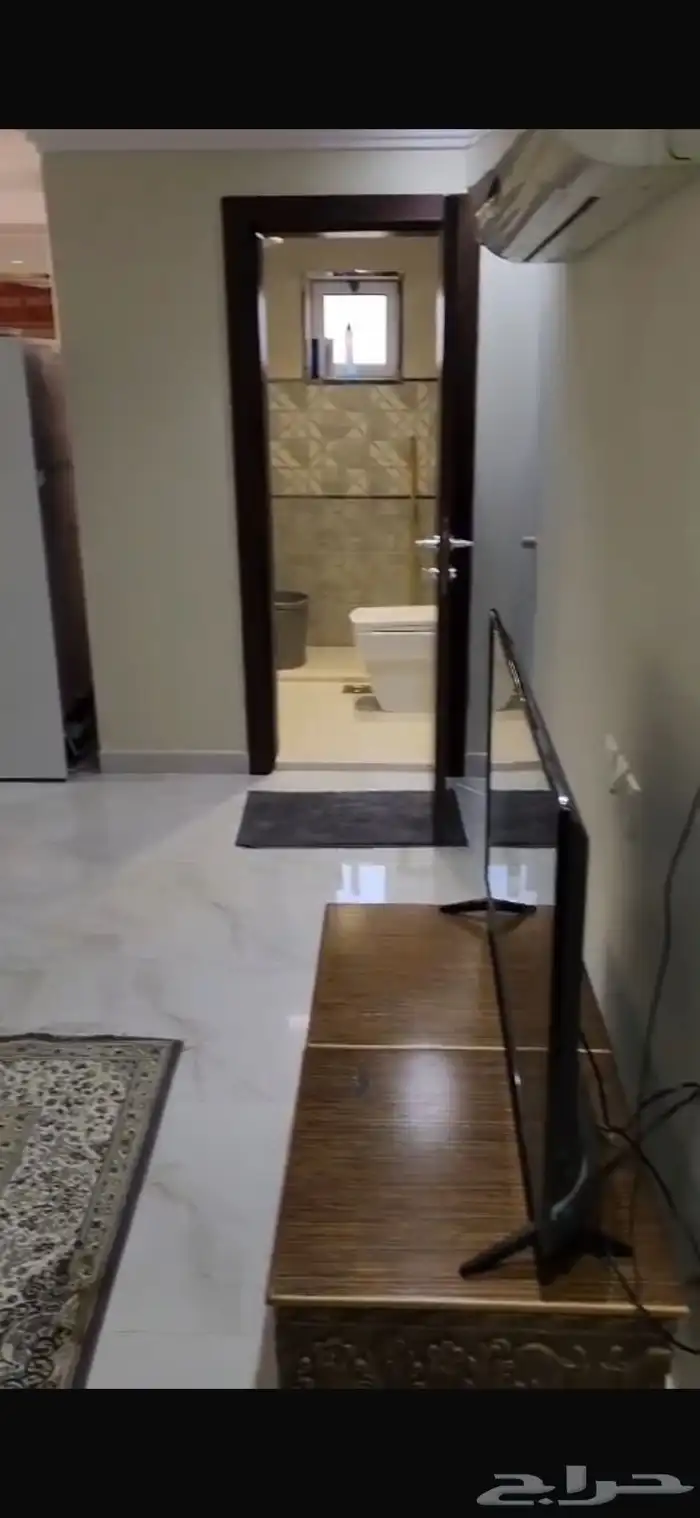 شقة للإيجار السنوي في حي الإسكان 3