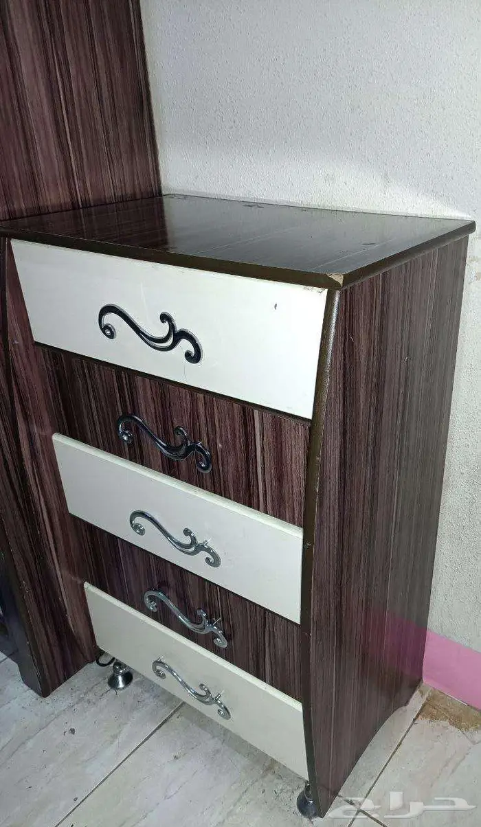 غرفه نوم 1600 ريال وخزانة اطفال 120 ريال سريرين 100 ريال 8