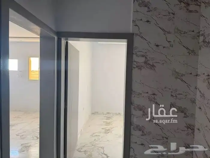 عمارة تجارية سكنية للبيع في ضرية 1