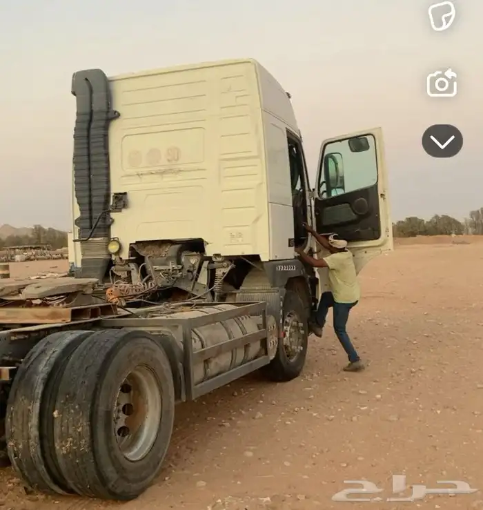 بيع شاحنة فولفو موديل الفحل اثنين 0