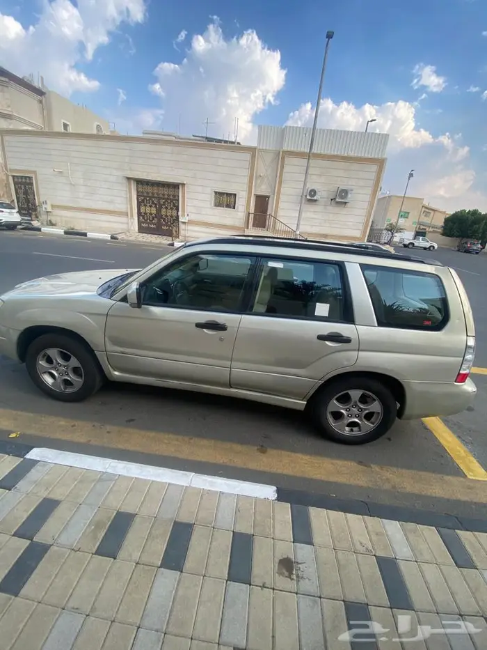 سوبارو فورستر 4